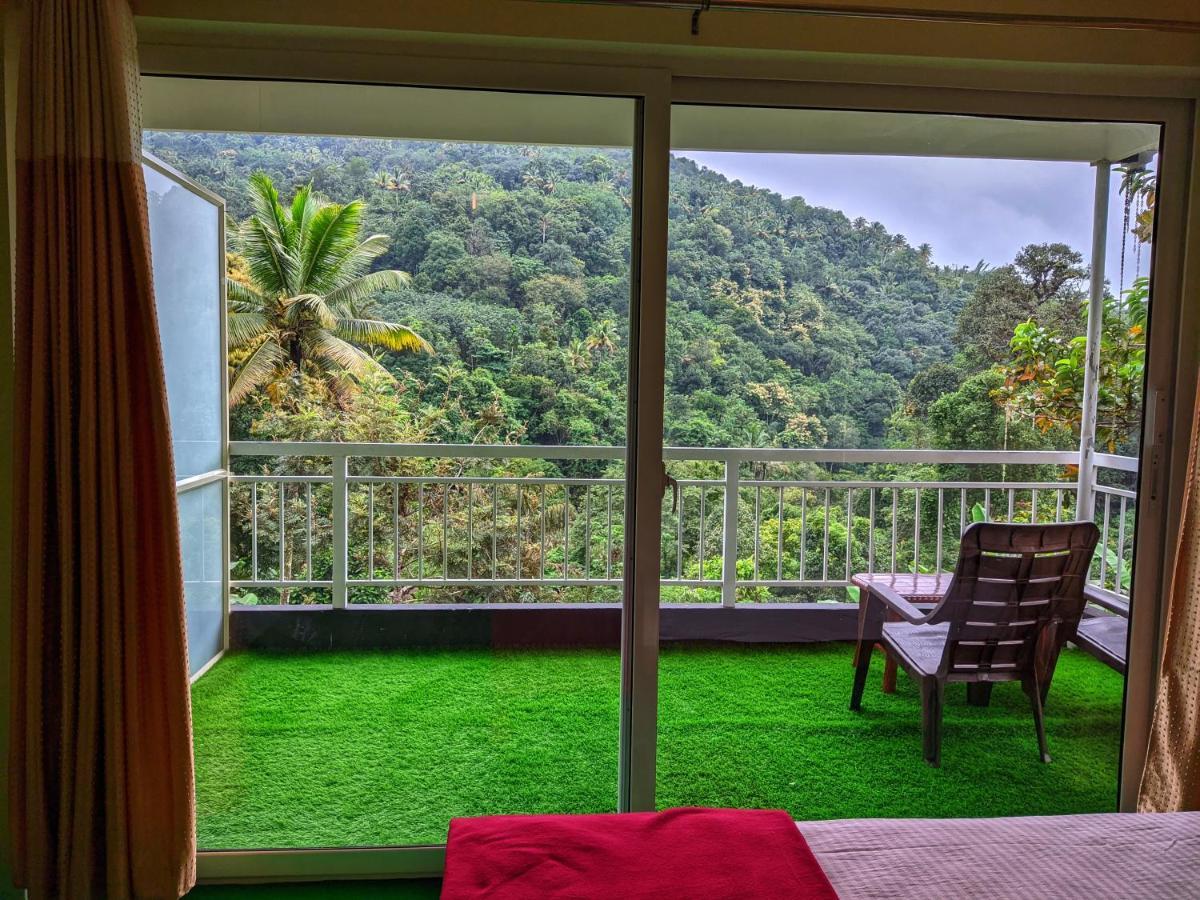 Riverbench Homestay Munnar Anaviratty Exterior foto